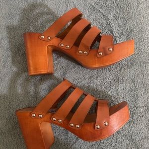 Steve Madden Clogs size 8.5  worn 2x